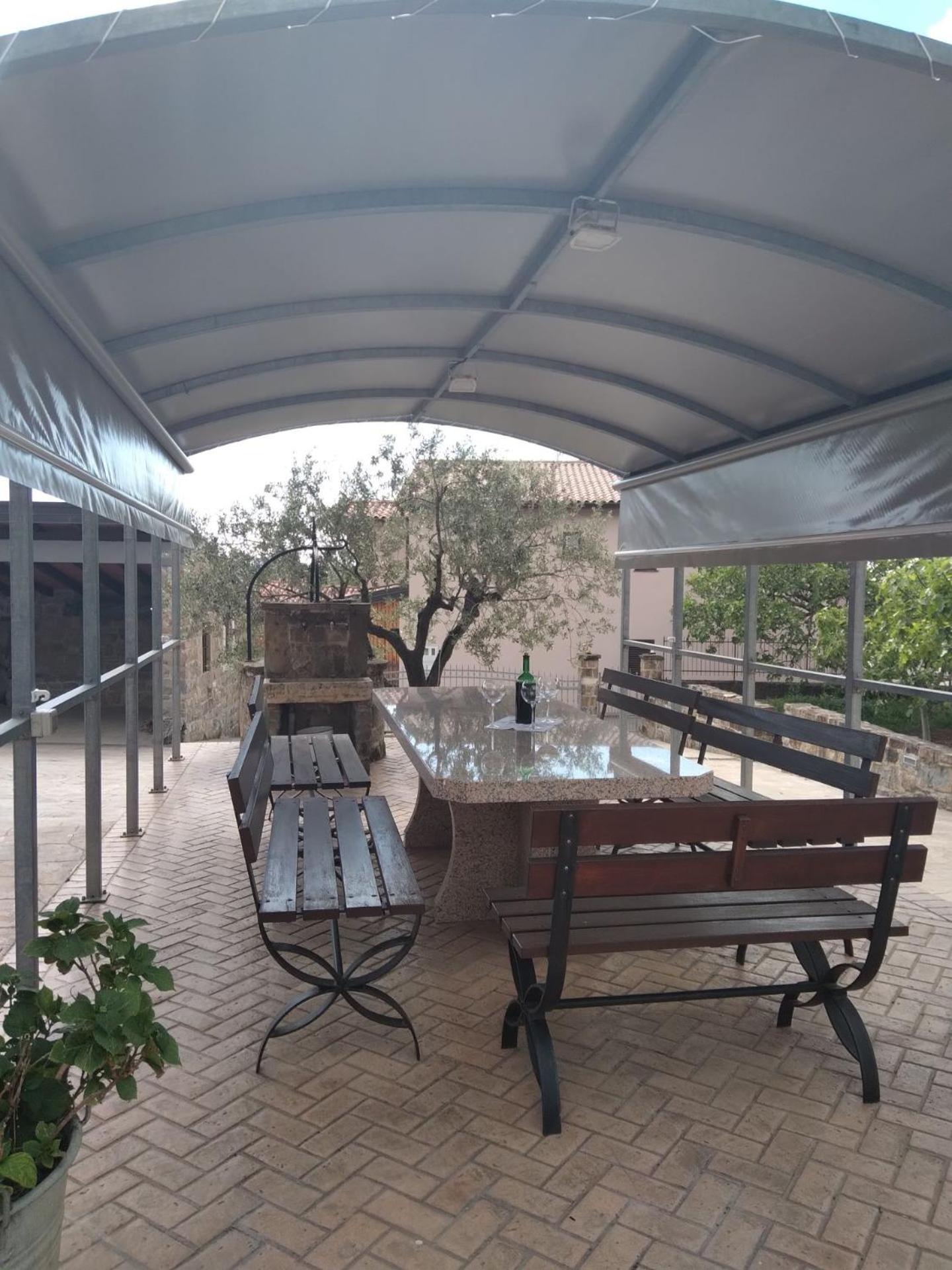 Tourist Farm With Apartments Fig Tree Dekani 외부 사진